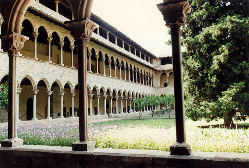 Pedralbes Monastery cloister