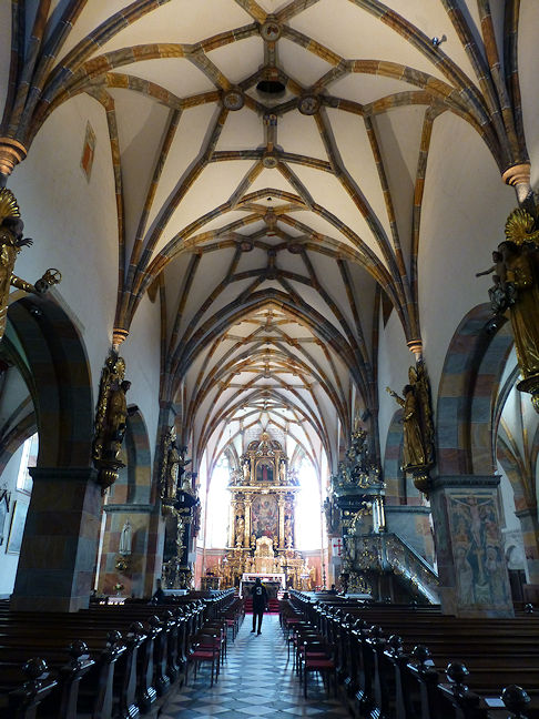Stift Kirche nave