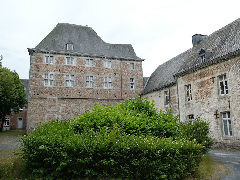 Abbatial buildings