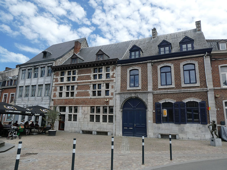 Maison du Meunier & Maison Mairlot on Place du Perron