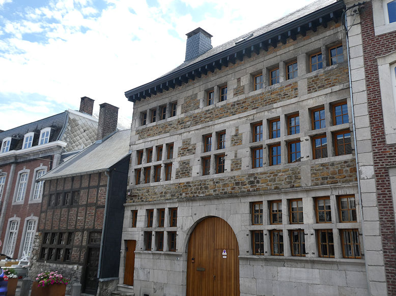 Maison Lezaak & Maison Delleheid, Rue de la Chaussée