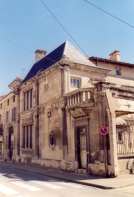 Renaissance house Rue Michâtel