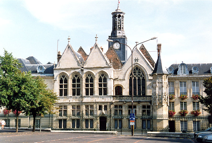 Town Hall