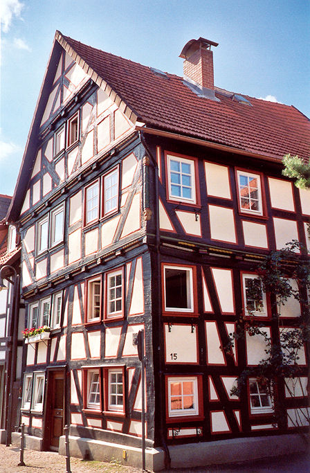 On Schnepfenhain