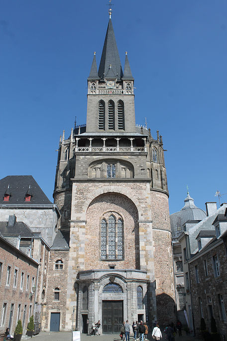 Dom