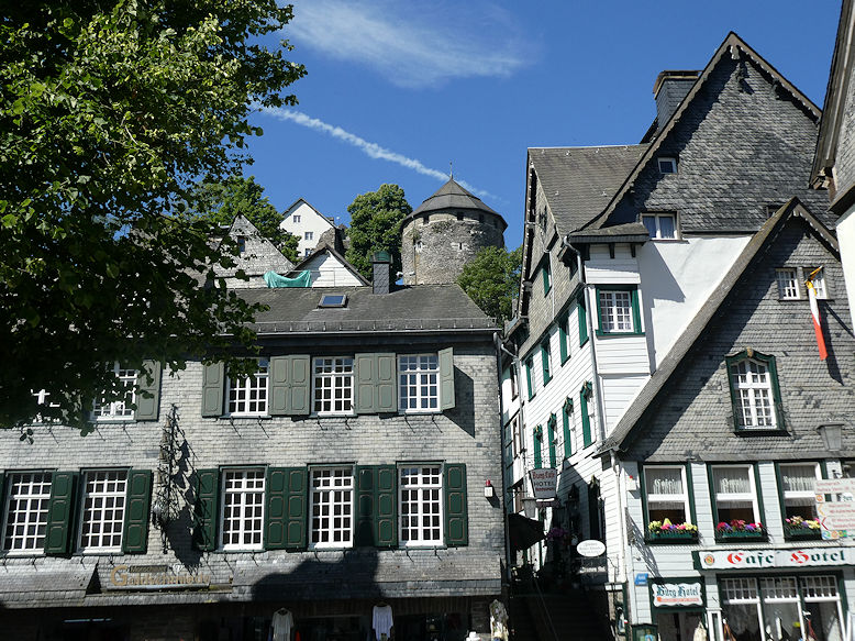 View from the crossing of Stadtstraße, Laufenstraße & Rurstraße