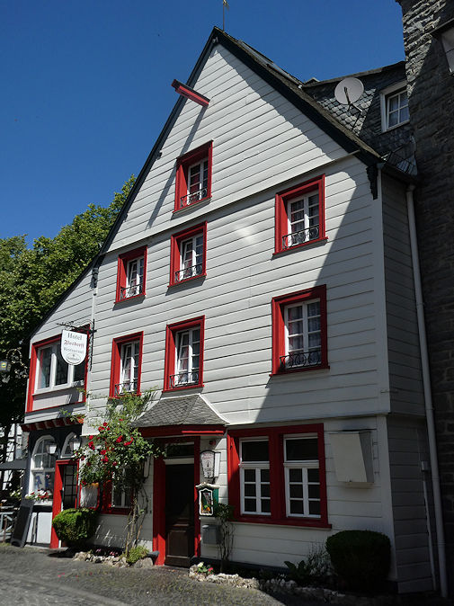 On Austraße