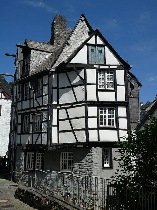 Historic house on Holzmarkt
