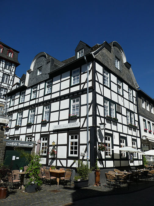 Hotel Royal, Stadtstraße