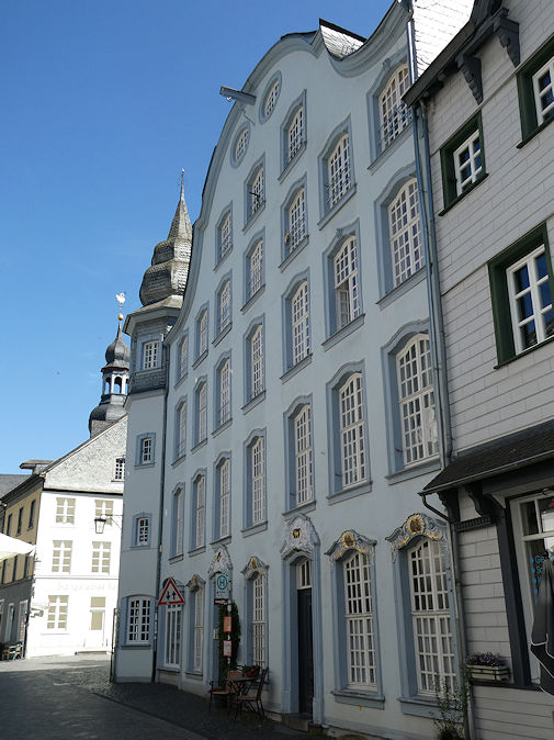 Pauls'sches Haus (AKA Haus zum Widder), Stadtstraße