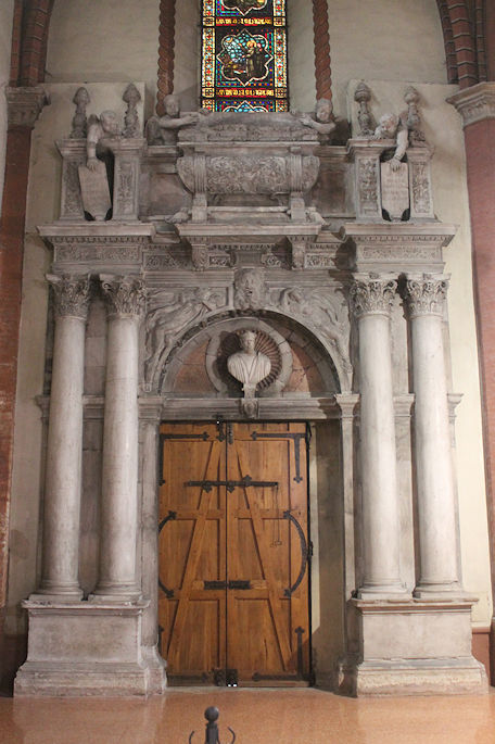 Basilica di San Francesco, Ludovico Boccadiferro's tomb