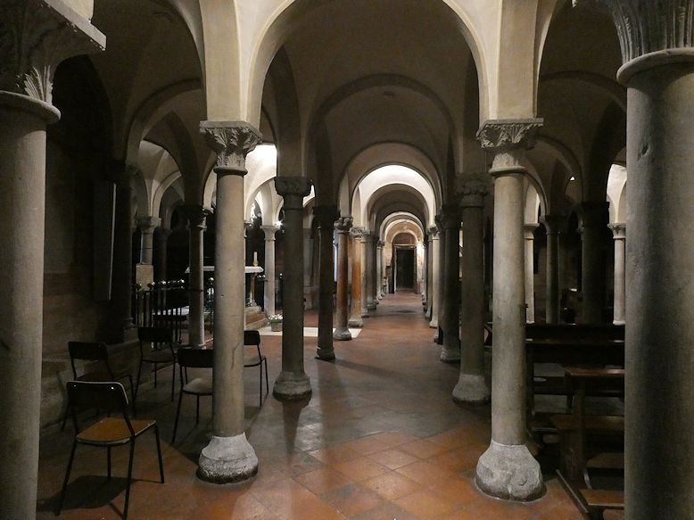 Duomo (Santa Maria Assunta e Santa Giustina Cathedral), crypt