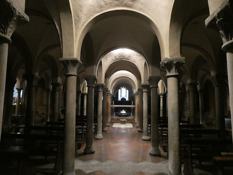 Duomo (Santa Maria Assunta e Santa Giustina Cathedral), crypt