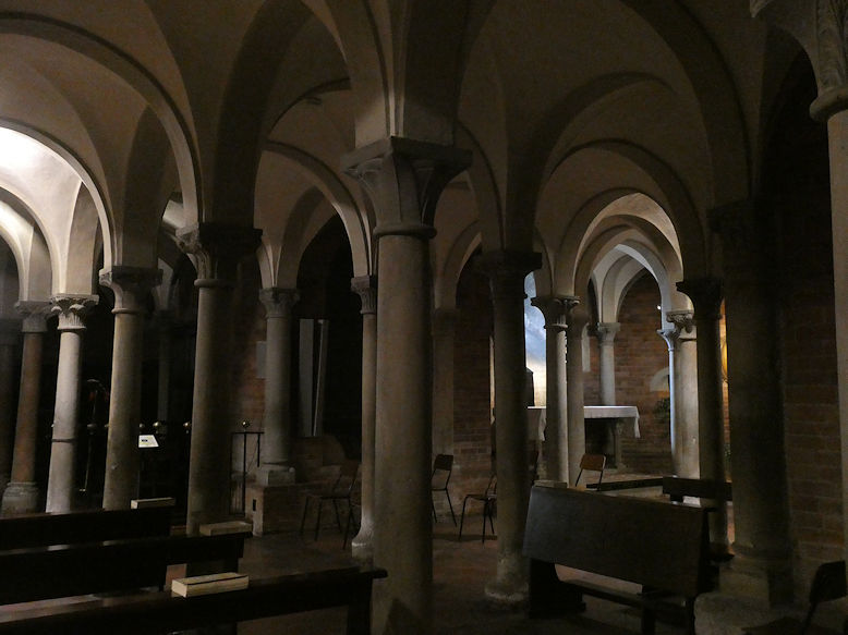 Duomo (Santa Maria Assunta e Santa Giustina Cathedral), crypt