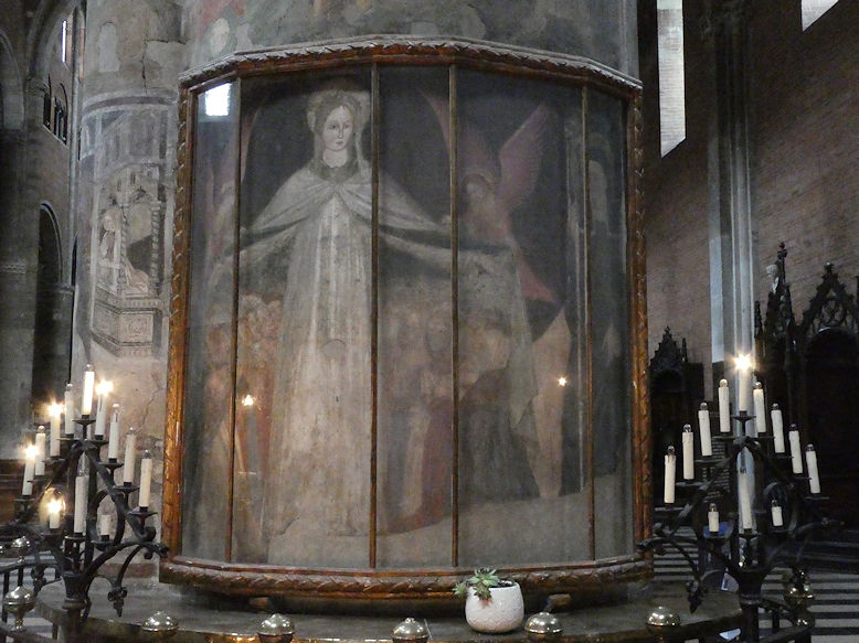 Duomo (Santa Maria Assunta e Santa Giustina Cathedral), frescoes