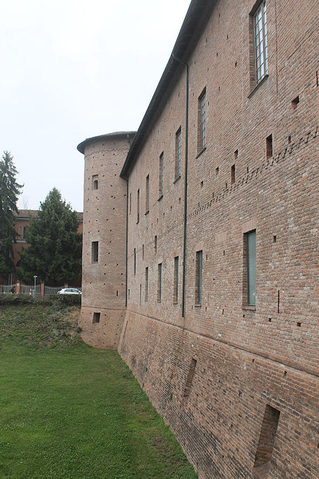Palazzo Farnese, Cittadella Viscontea