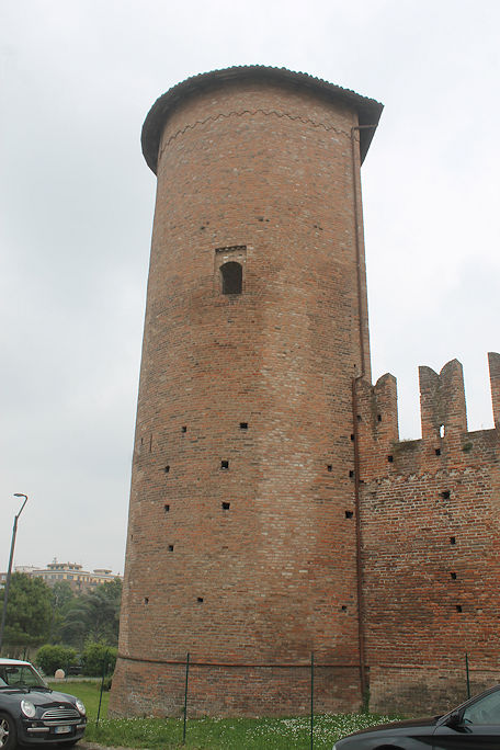 Palazzo Farnese, Cittadella Viscontea