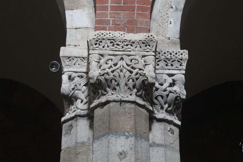 Basilica di San Savino, capitals