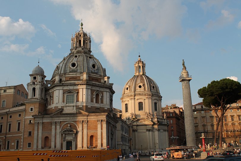 Santa Maria di Loreto & Santissimo Nome di Maria al Foro Traiano Churches with Colonna Traiana