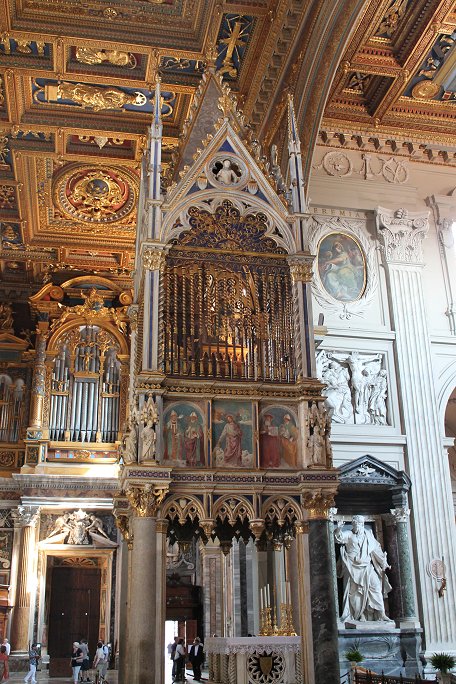 Basilica di San Giovanni in Laterano baldaquin & high altar