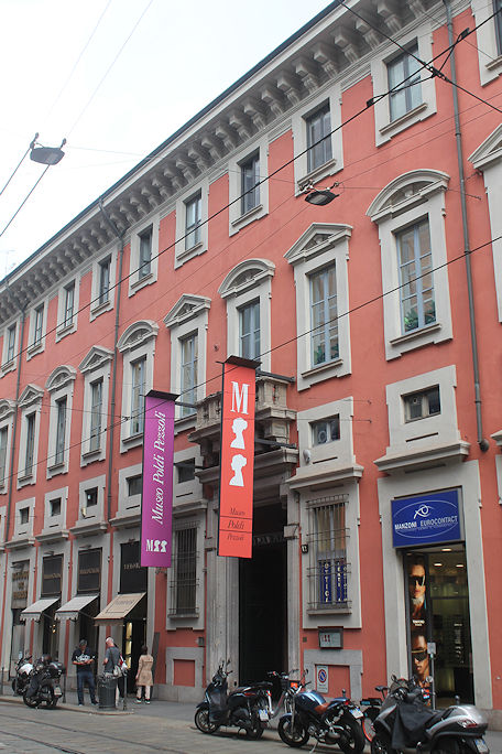 Museo Poldi Pezzoli (Palazzo Moriggia della Porta), Via Alessandro Manzoni
