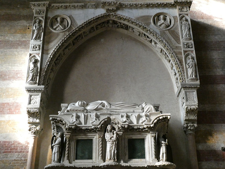 Chiesa degli Eremitani, tomb