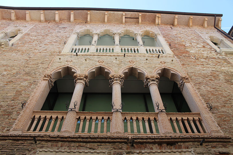 Palazzo Sesso Zen windows