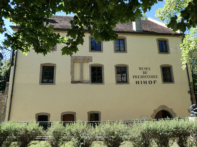 Hihof