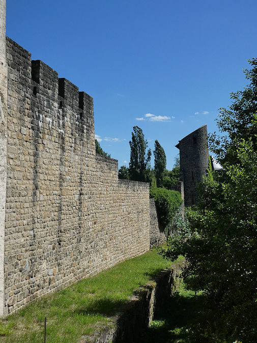 Ramparts (Schanzer Burgmauer)