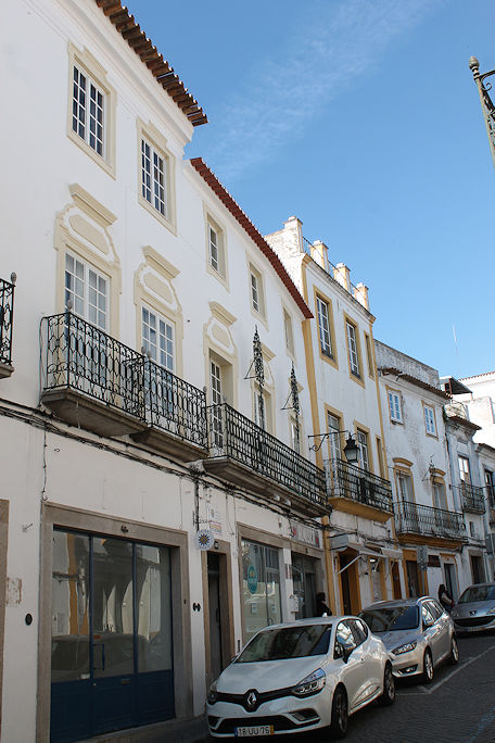 Rua de Serpa Pinto