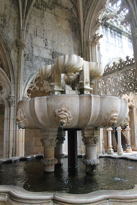 Santa Maria da Vitória Monastery Claustro Real