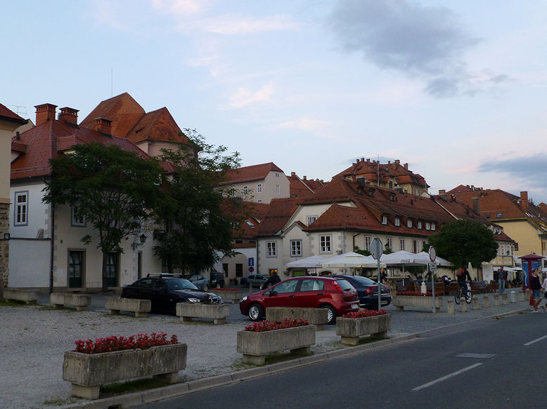 Vojašniška ulica
