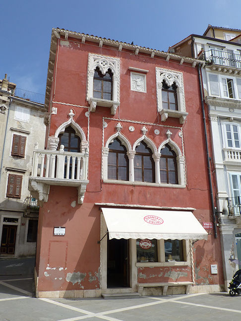Hiša Benečanka / Casa Veneziana