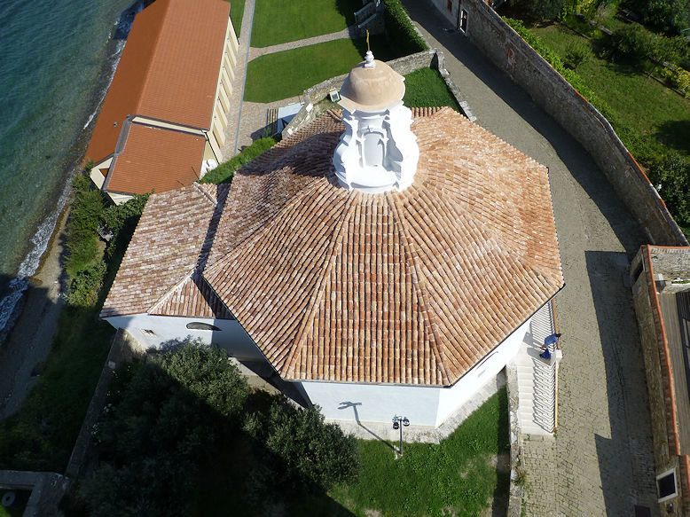 Cerkev sv. Jurija / Chiesa di San Giorgio