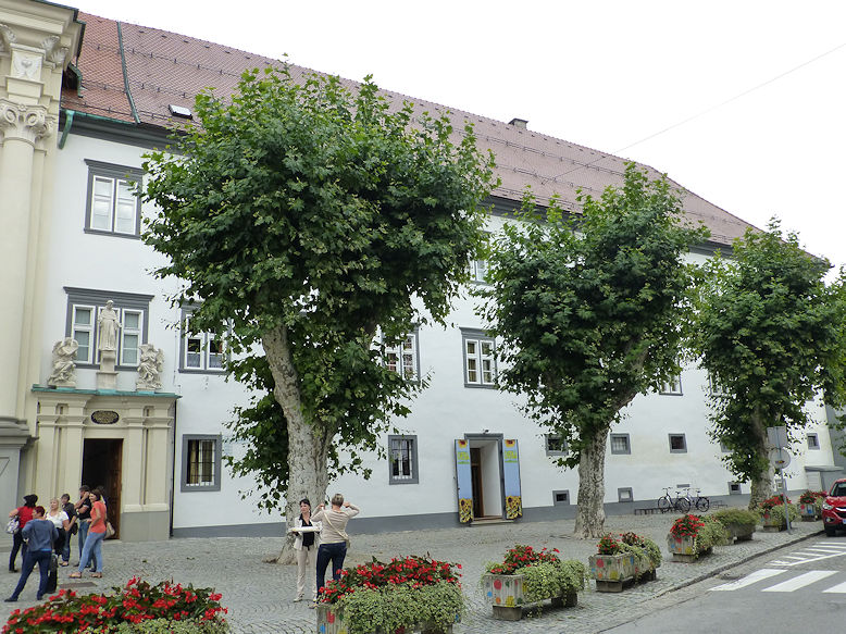 Minoritski samostan