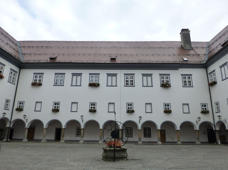 Minoritski samostan