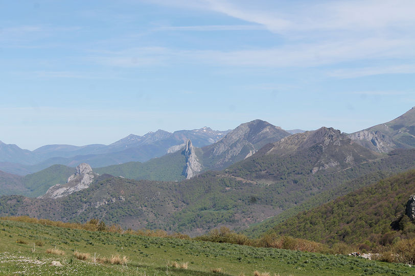 On road from Llánaves de la Reina to Potes