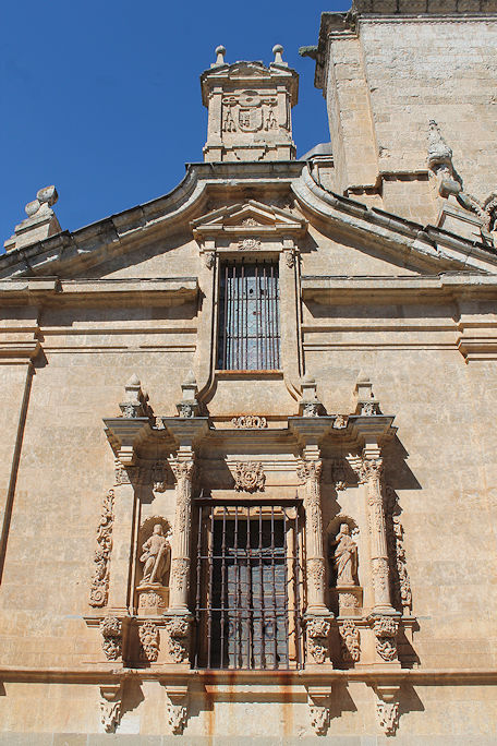 Santa María Cathedral Capilla del Pilar