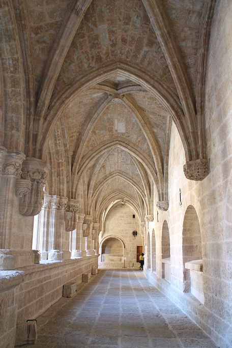 Santa María Cathedral cloister