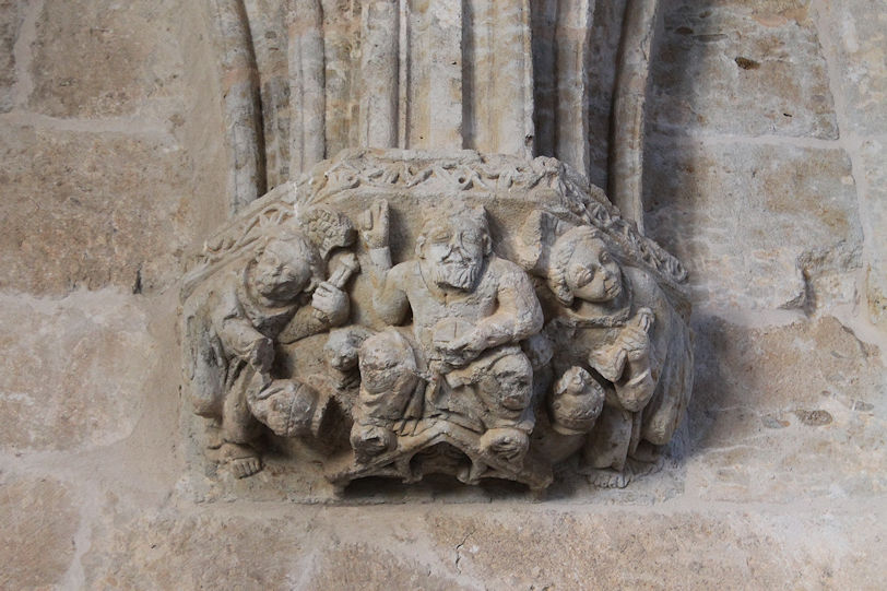 Santa María Cathedral cloister