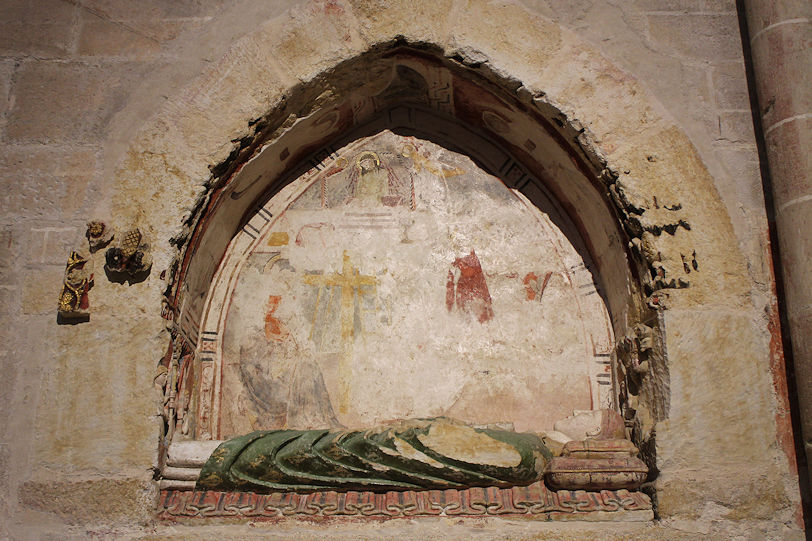Catedral tomb