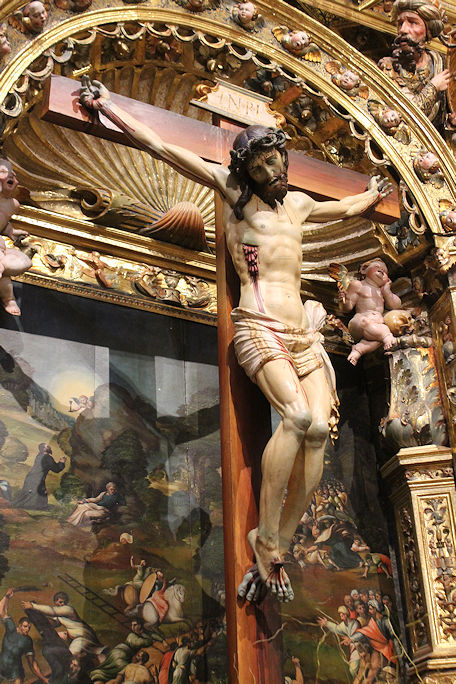 Catedral Christ statue
