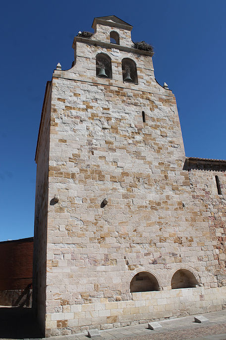 Iglesia de Santa María la Nueva