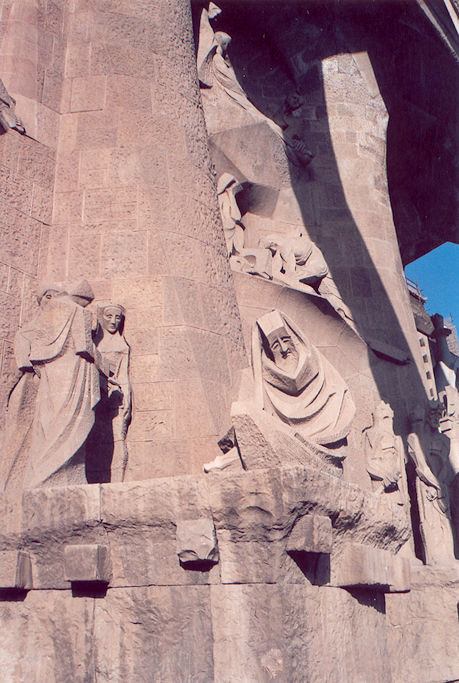 La Sagrada Família Passion Façade