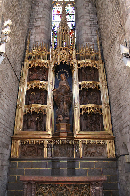 Basílica de Santa Maria del Mar altarpiece