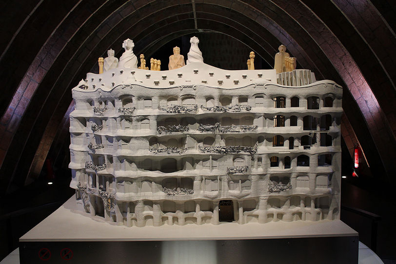 Casa Milà (La Pedrera) model