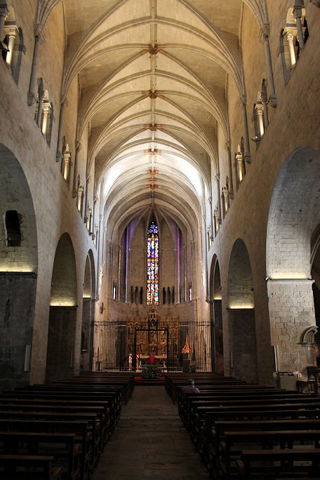 Sant Feliu Church nave