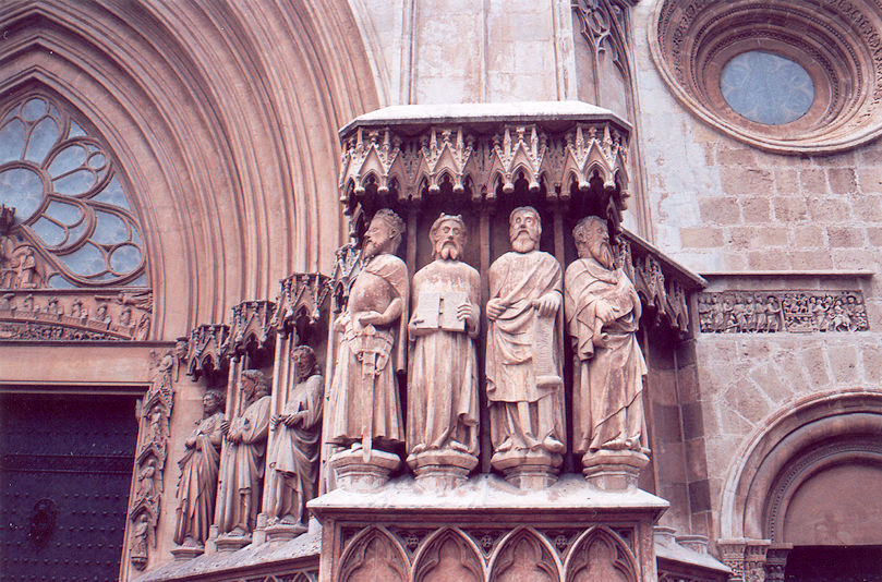 Catedral de Santa Tecla portal