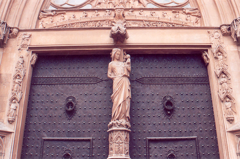 Catedral de Santa Tecla portal