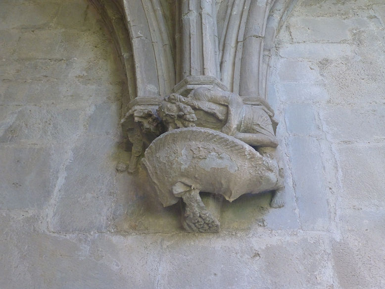 Monasterio de Santa María la Real de la Oliva cloister